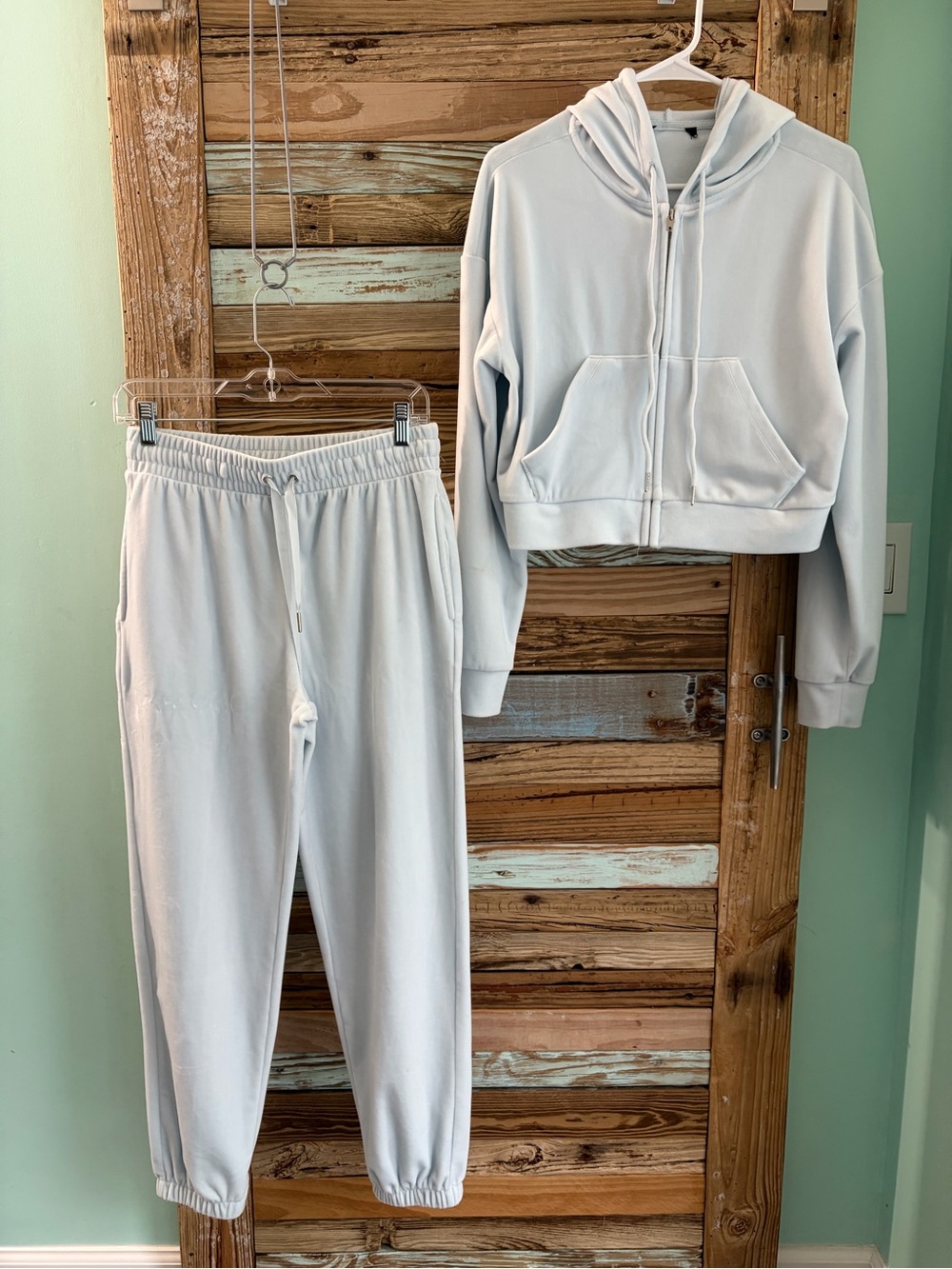 Forever 21 Baby Blue Hoodie & Jogger Sweatpants Set S/M